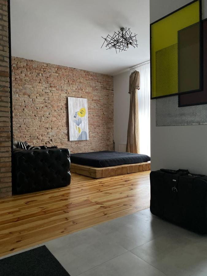 Smolynja Stail Apartamento Ternopil Exterior foto